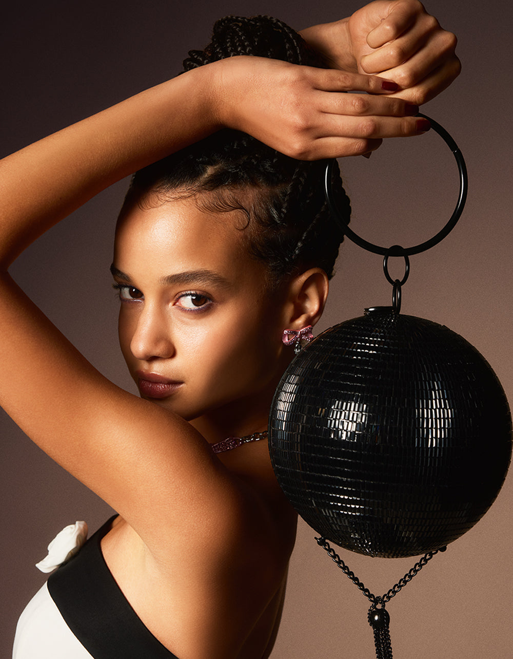 Kitsch Disco Ball Crystal Clutch Bag with Chain Strap - Black